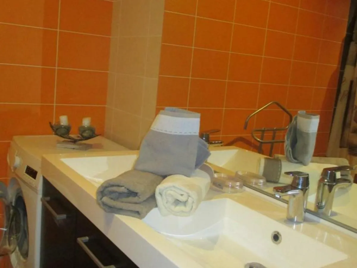 Holiday home Maison De Ferme Renovee Avec Spa, Salle De Jeux Et Activites Pour Enfants - Fr-1-489-28 Cressanges