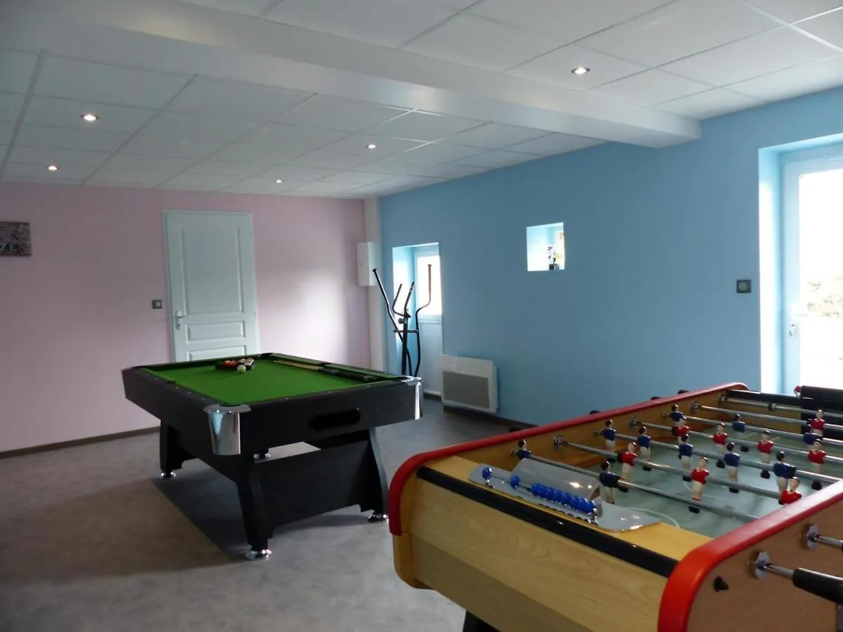 Maison De Ferme Renovee Avec Spa, Salle De Jeux Et Activites Pour Enfants - Fr-1-489-28 Cressanges 0*,  France