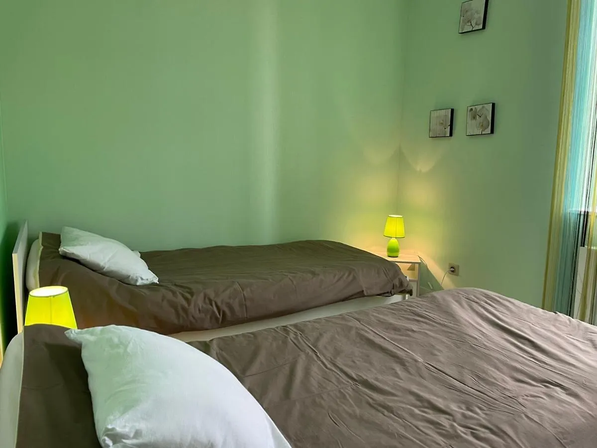 Maison De Ferme Renovee Avec Spa, Salle De Jeux Et Activites Pour Enfants - Fr-1-489-28 Cressanges Holiday home